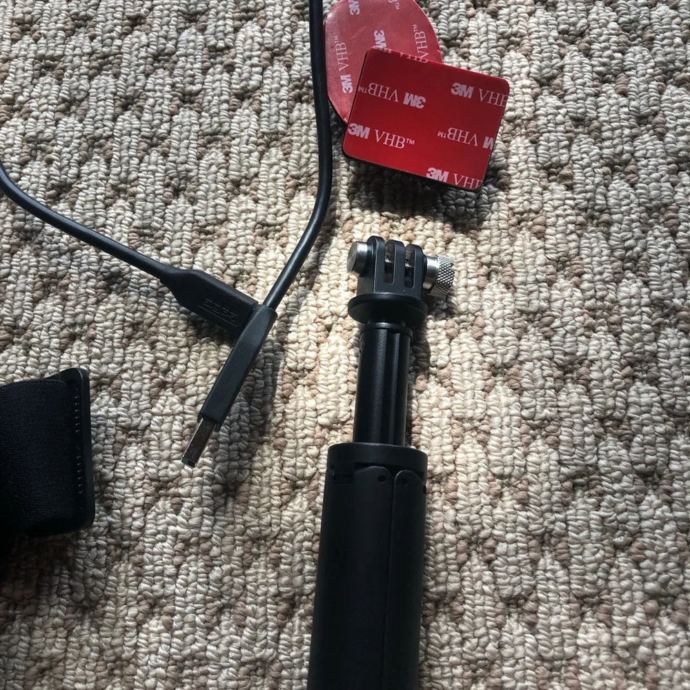 NEW Go Pro Hero 6 4k waterproof - never used. (Plus accessories)